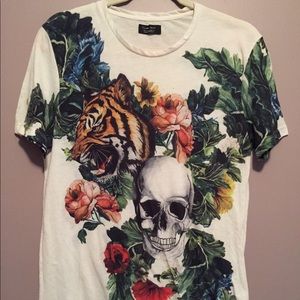 Zara Graphic Tee